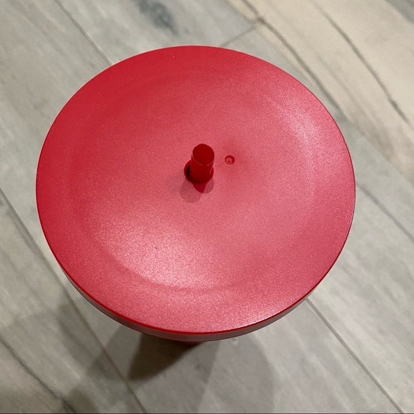 Starbucks RED matte Venti tumbler RARE - Picture 2 of 9